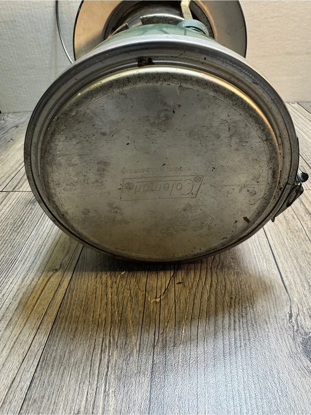 Vintage Coleman 228F Camping Big Hat Double Mantle Green Lantern Gas Lamp